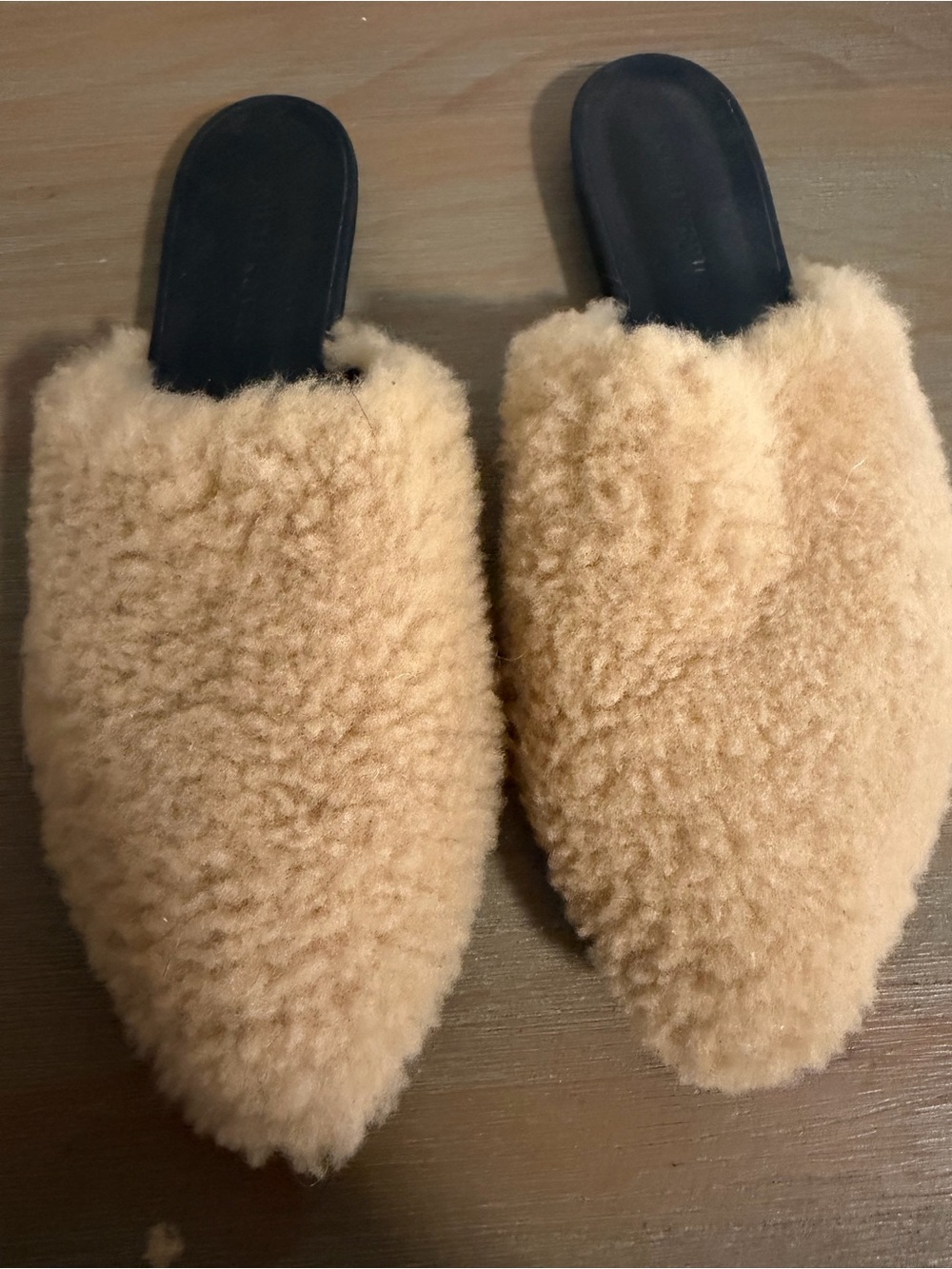 Jenni Kayne Tan Shearling Slip-On Mules size 39 - Picture 3 of 7